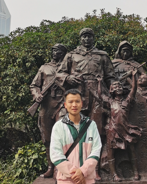 董江江